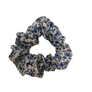 Floral Hair Scrunchie. Multicolor . Mini